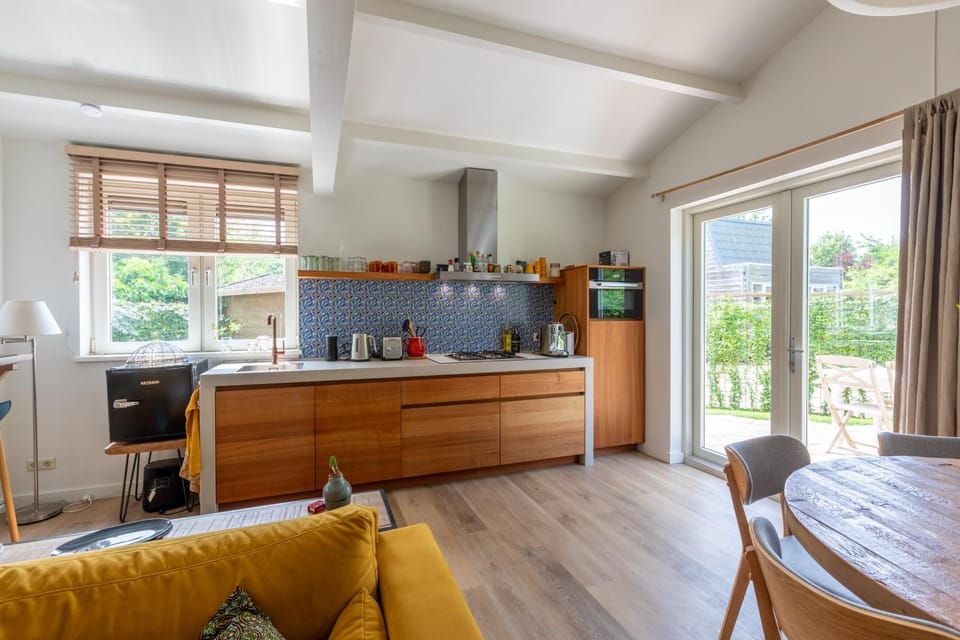 Kitchen or kitchenette, kitchen