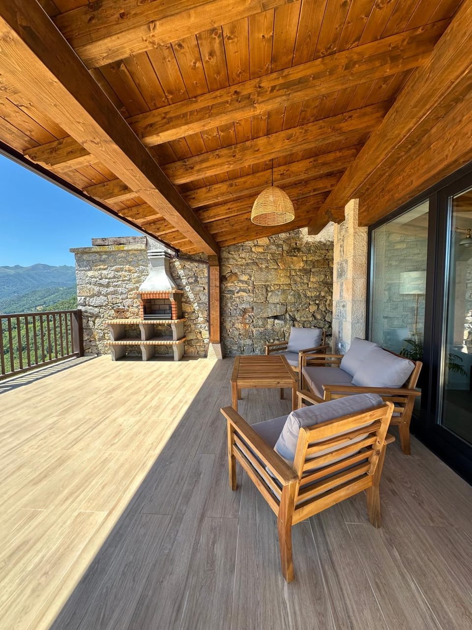 BBQ facilities, View (from property/room), Balcony/Terrace, Seating area