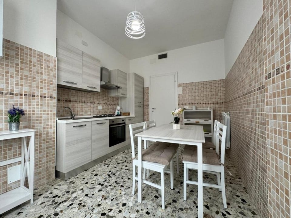 Nirvana House Sole e mare Apartment in Pietra Ligure