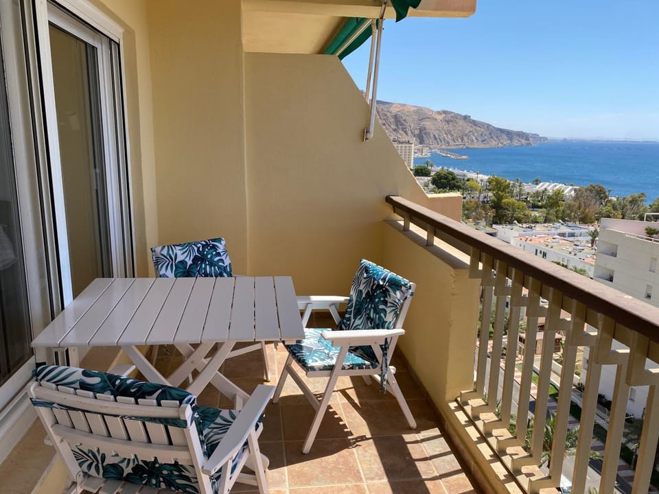View (from property/room), Balcony/Terrace, Sea view