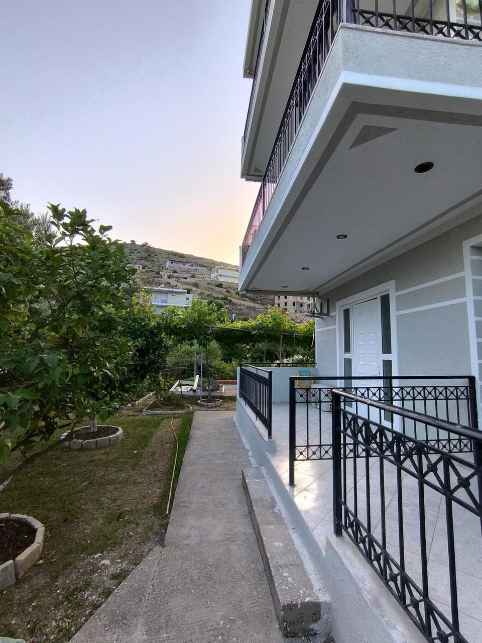 Natural landscape, Garden, Balcony/Terrace, Garden view