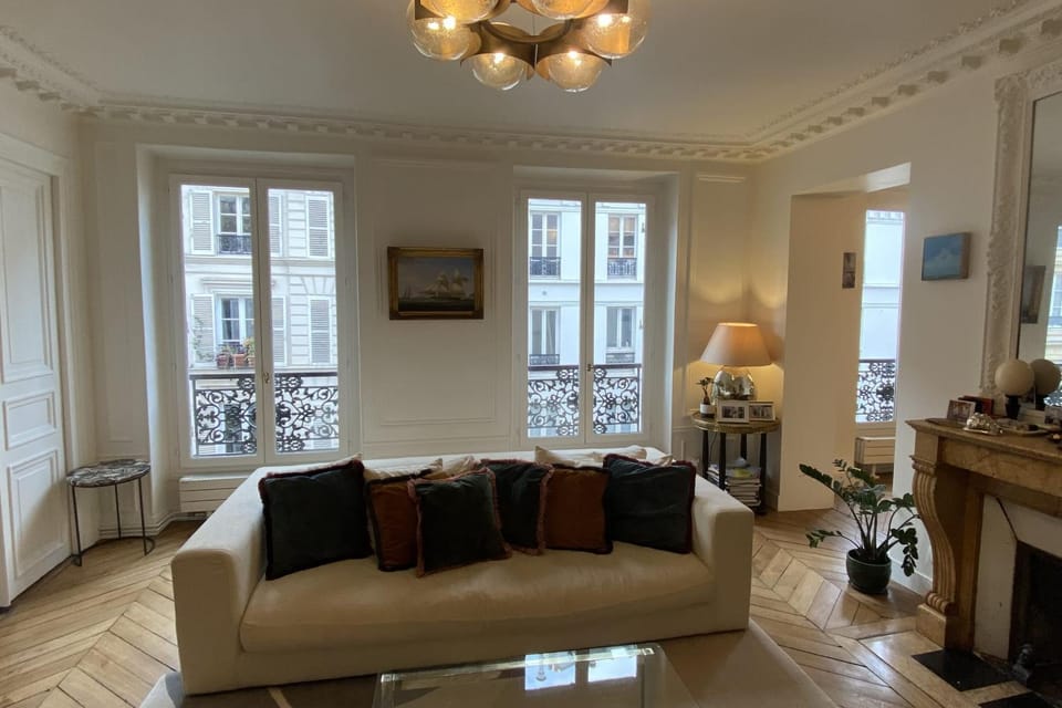 Cozy Haussmanian flat in the heart of Paris Apartment in Paris