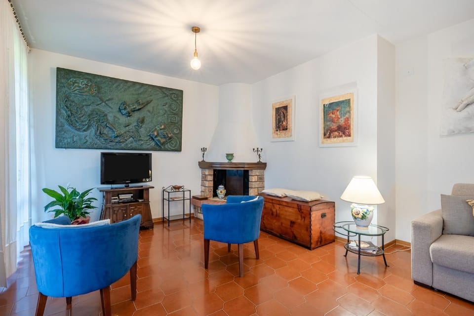 Property building, Living room