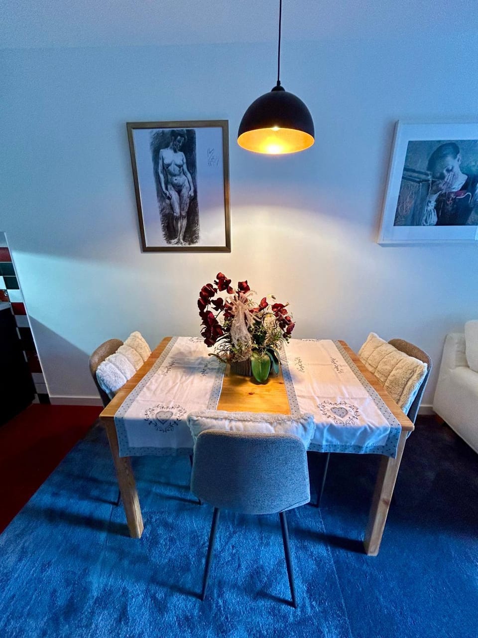 Living room, Dining area