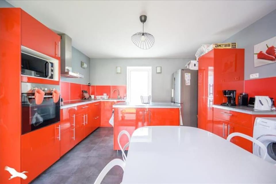 Belle maison proche plage House in La Rochelle
