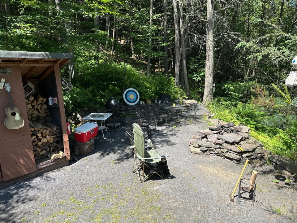 Hummingbird Hideaway House in Shandaken