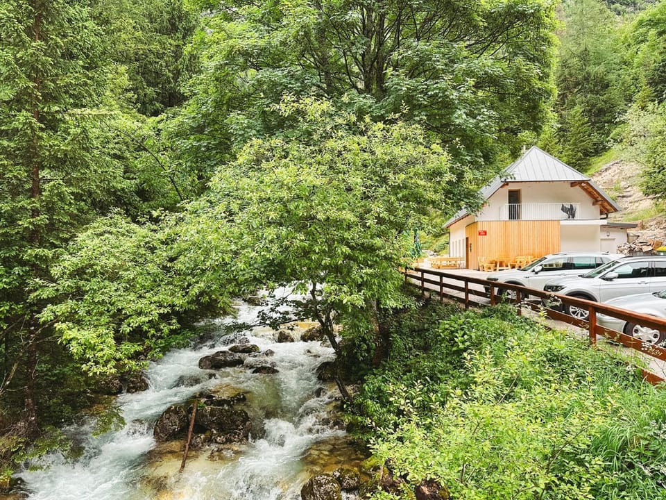 Koča ob izviru Soče Nature lodge in Friuli-Venezia Giulia