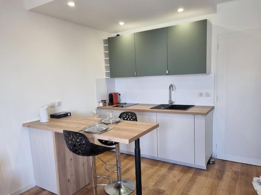 Chaleureux studio Apartment in Brittany