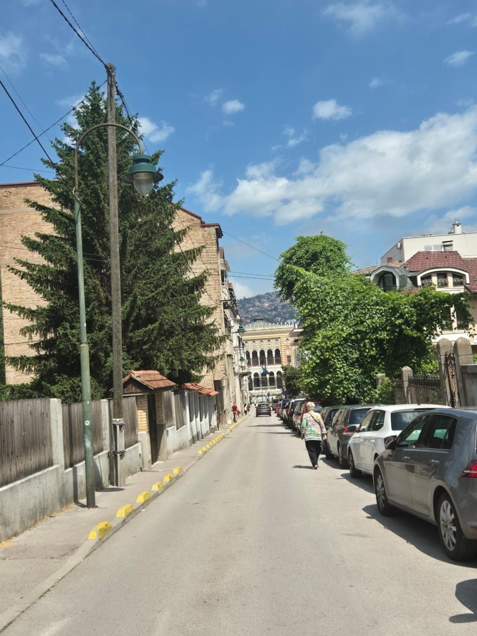 Neighbourhood, Street view, Location, Parking