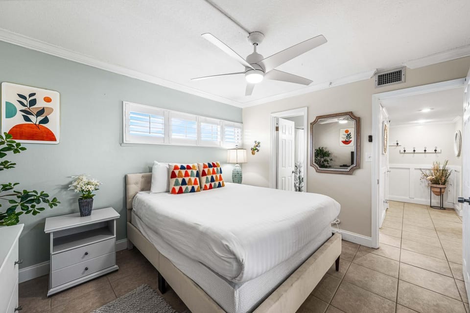 Holiday Surf and Racquet Unit 410 House in Destin