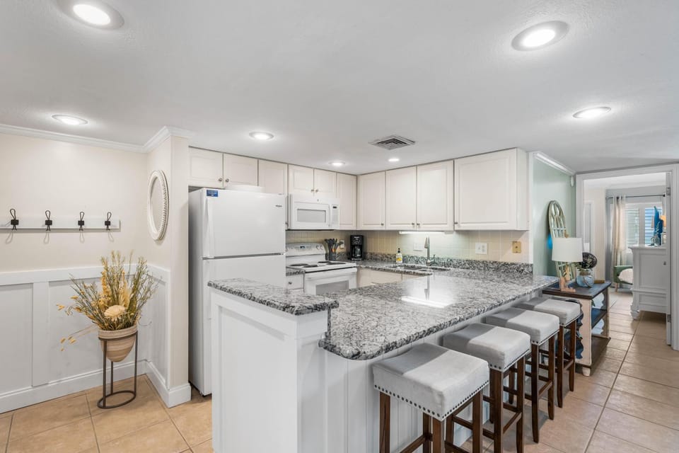 Holiday Surf and Racquet Unit 410 House in Destin