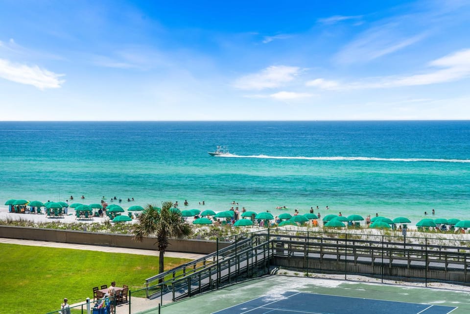 Holiday Surf and Racquet Unit 410 House in Destin