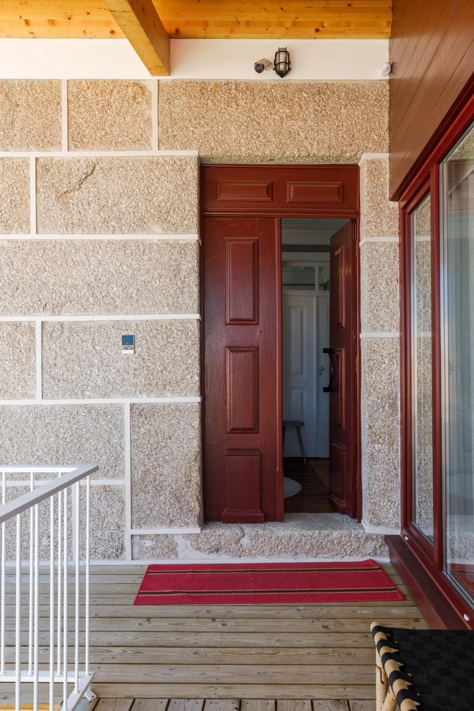 Facade/entrance