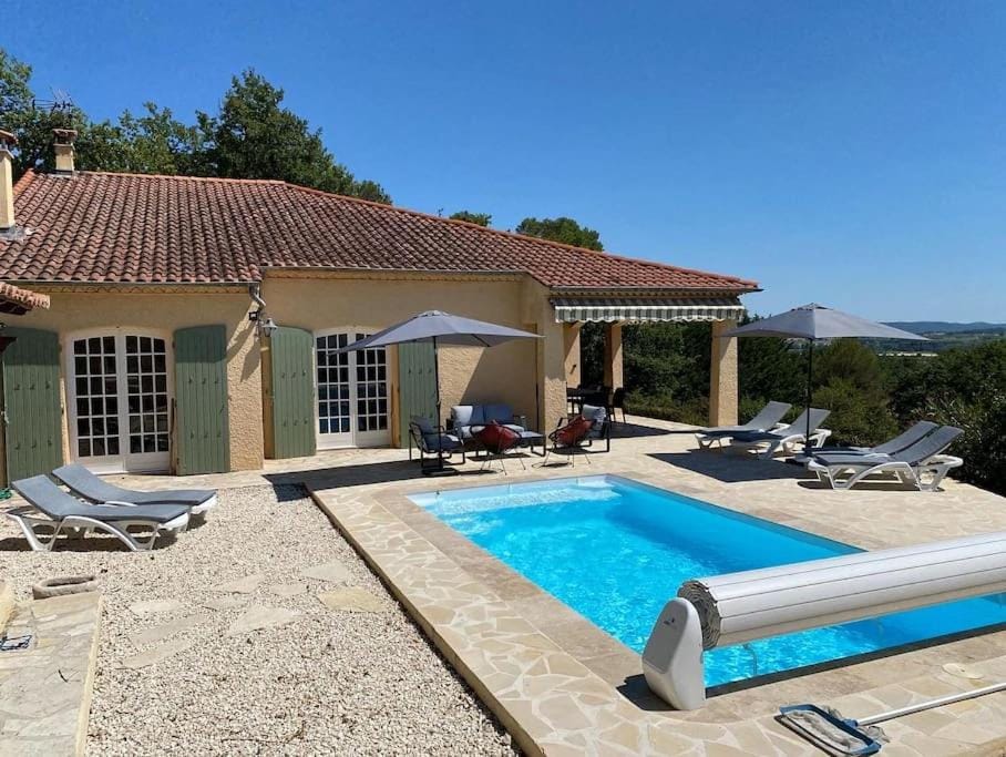 L'oustal des cigales, villa avec piscine privée Villa in Occitanie