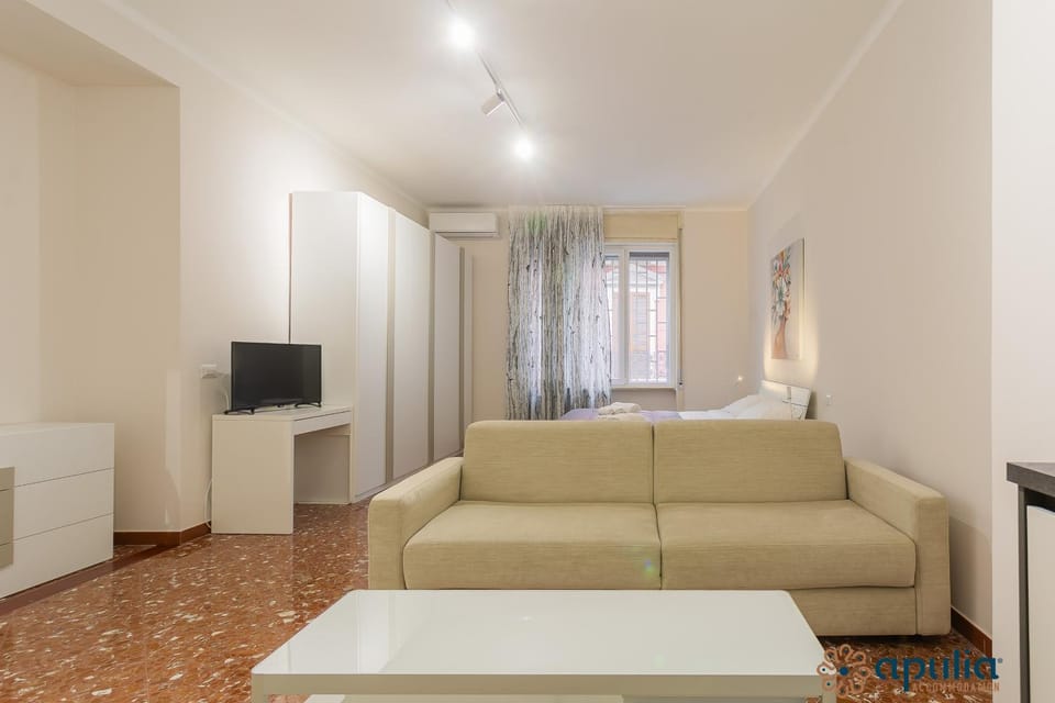 Communal lounge/ TV room, Bed, Living room, Bedroom