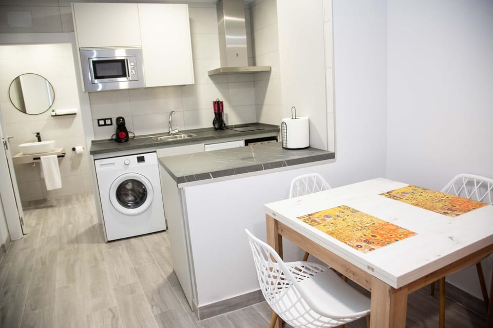 Kitchen or kitchenette, Living room, Dining area