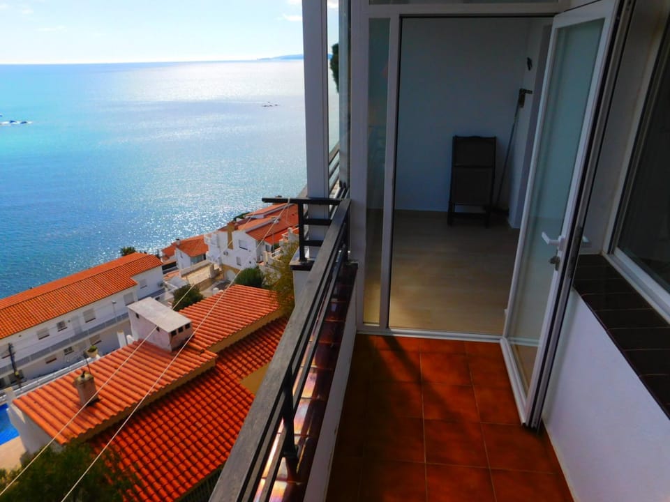 Gmid Immo A-239 Andreu Ferrer Apartment in Roses