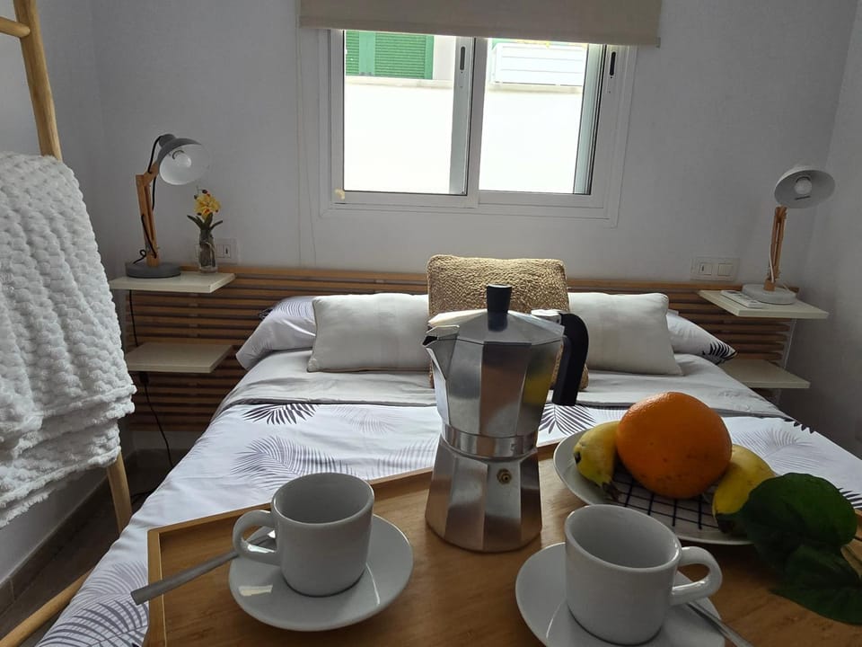 Coffee/tea facilities, Bedroom