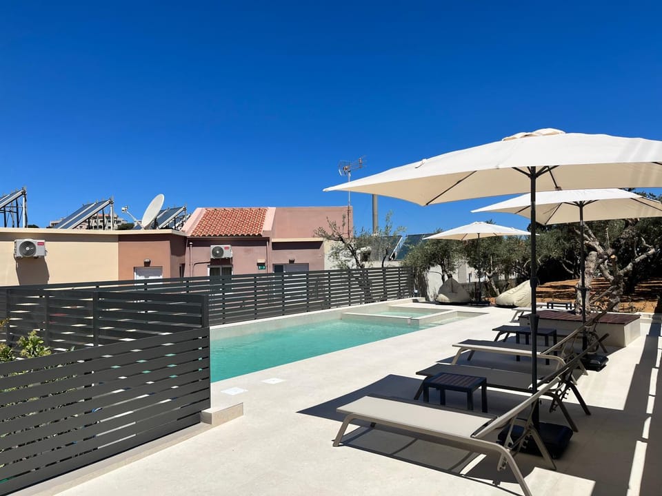 Dream's House - Villa with Pool & Stunning Views House in Crete