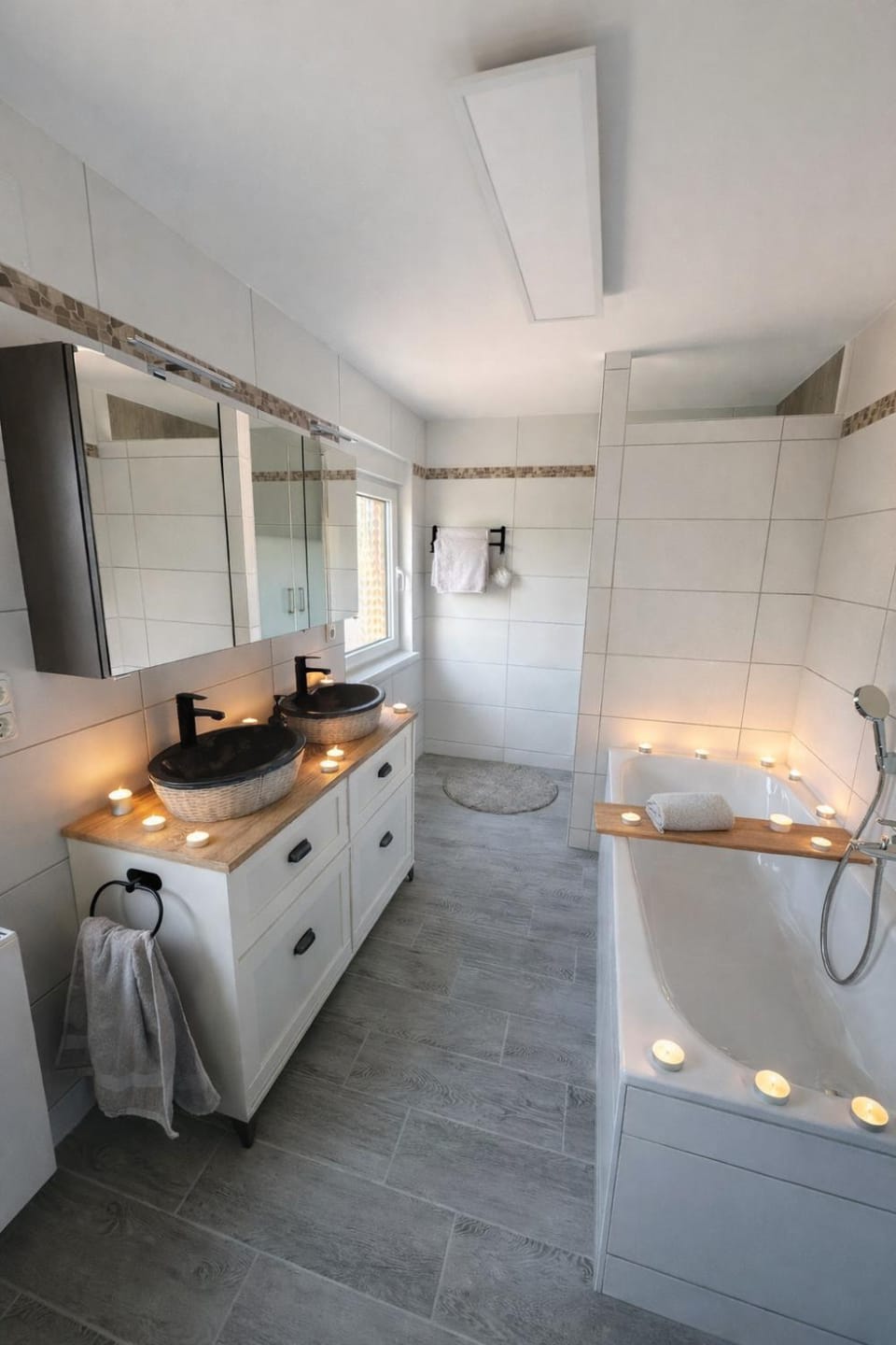 Bathroom, Bath