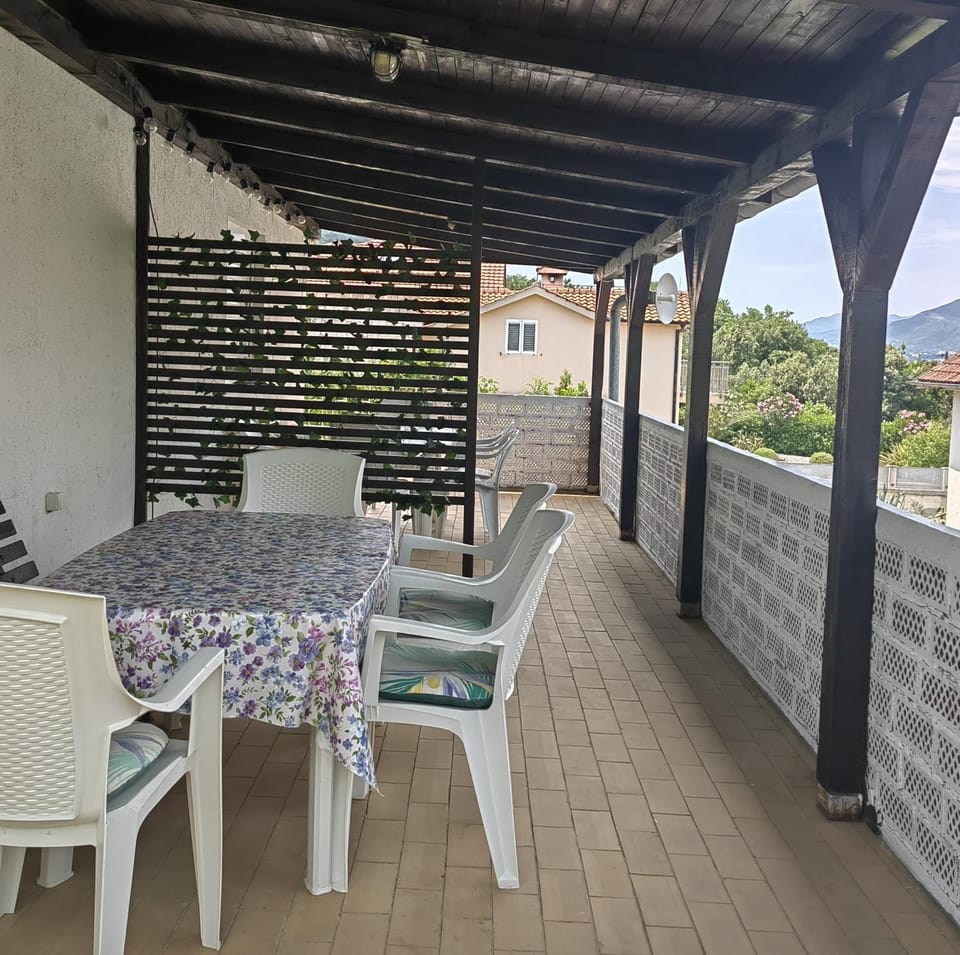 Vila Andja, Apartmani i Sobe Apartment in Kotor Municipality