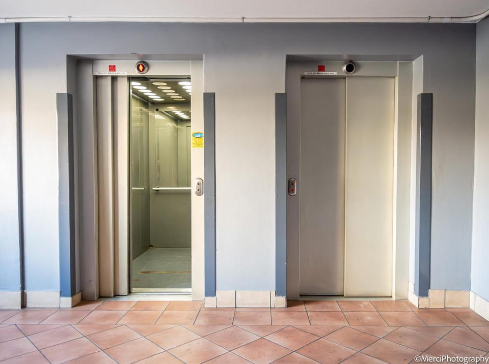 Premium Getaway at Menlyn Maine Apartment in Pretoria