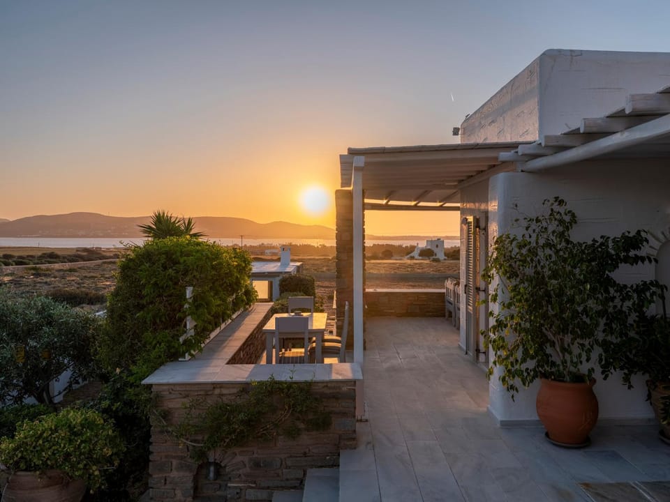 Natural landscape, View (from property/room), Dining area, Sunset