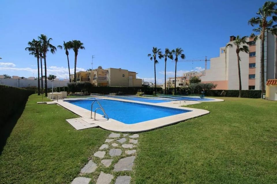 RA585 Apartamento de 2 dormitorios en Puerto Rey Apartment in Andalusia