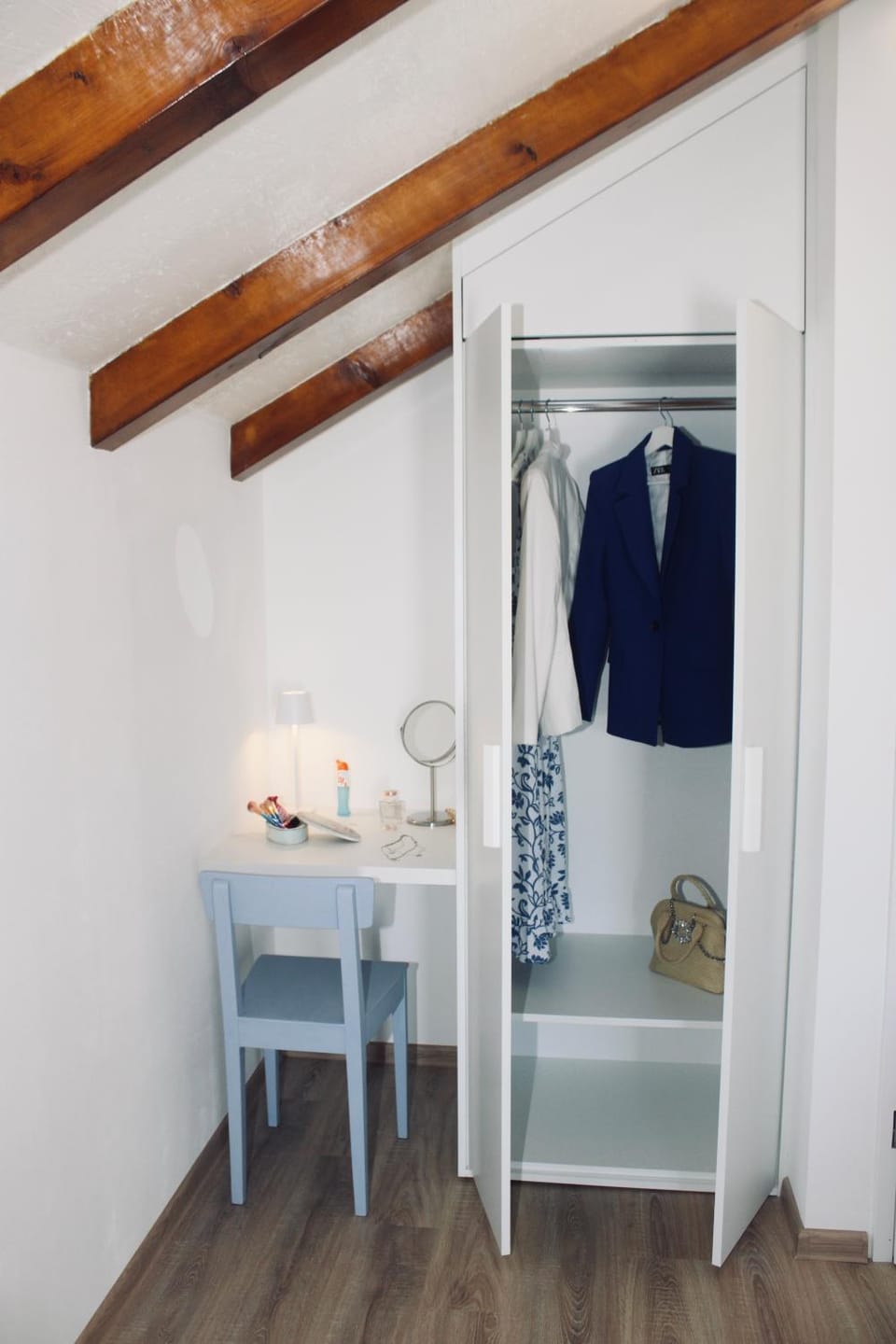 wardrobe