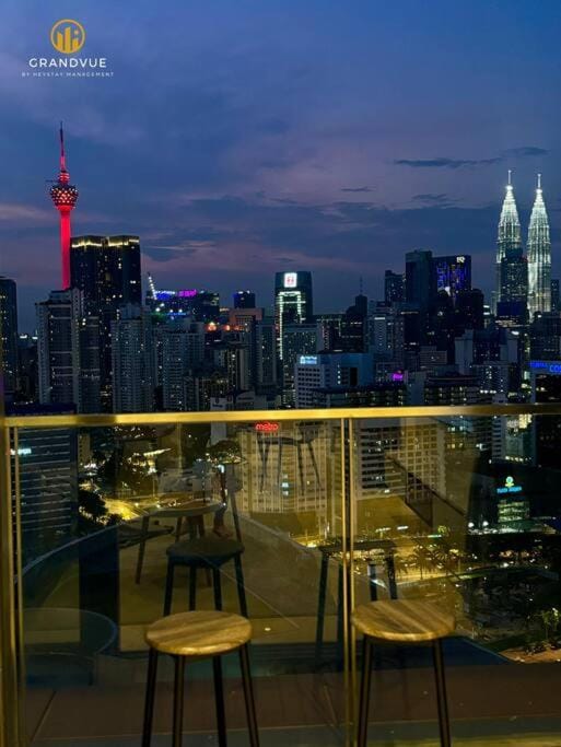Lucentia BukitBintang KlccView InfinityPool By HeyStay Management Apartment in Federal Territory of Kuala Lumpur
