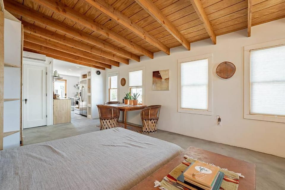 Barrio Retreat - Historic 1900 Studio Adobe Downtown Apartment in Tucson