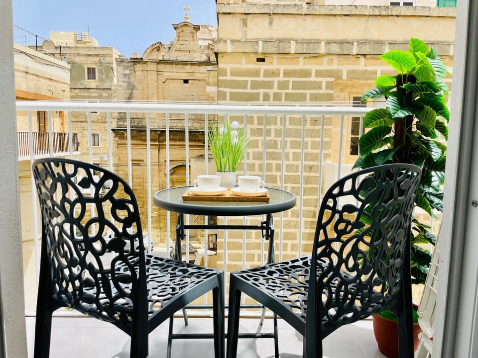 Day, Balcony/Terrace