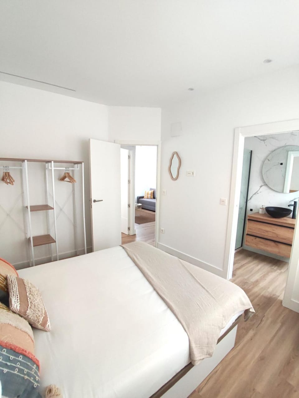 Photo of the whole room