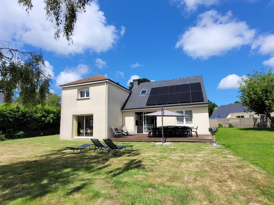 Patio, BBQ facilities, Garden, sunbed