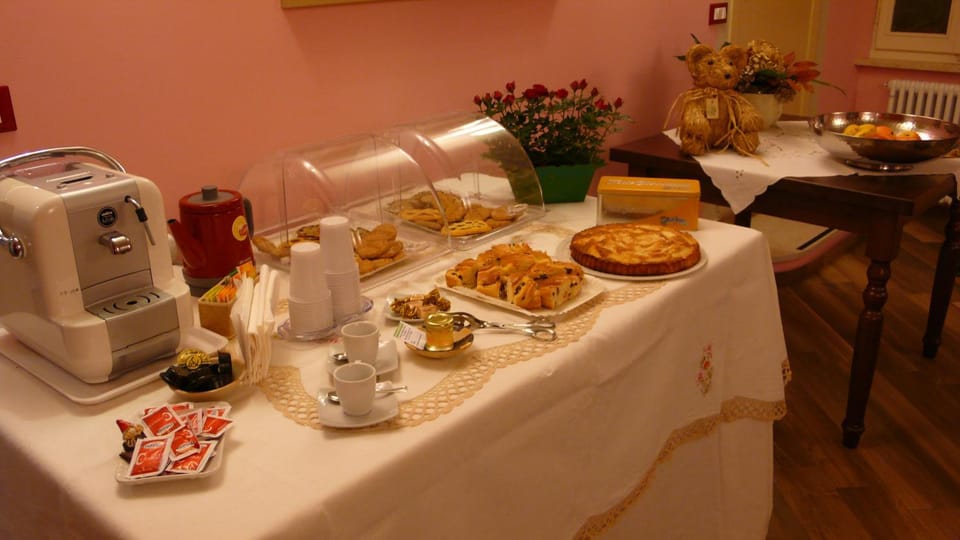 Coffee/tea facilities