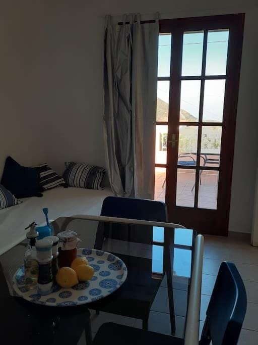 View (from property/room), Balcony/Terrace, Living room, Dining area