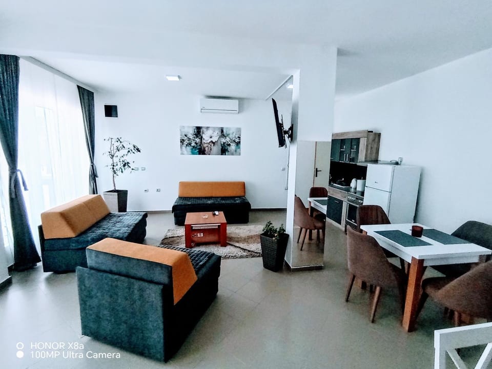 Apartman predah Vranje FREE PARKING U SKLOPU JEDINICE Apartment in Serbia