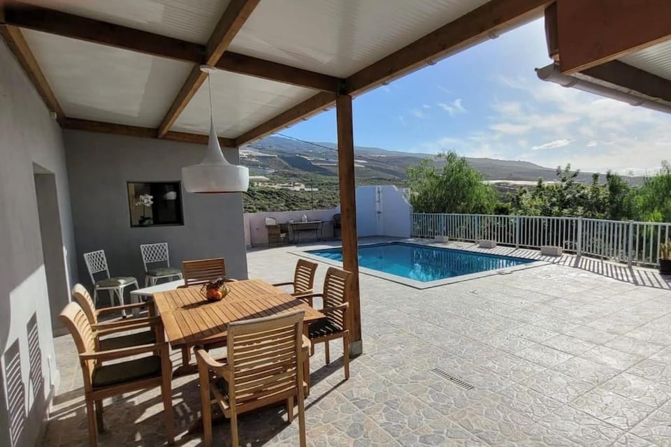 Property building, Day, Natural landscape, View (from property/room), Balcony/Terrace, Dining area, Mountain view, Pool view, Swimming pool