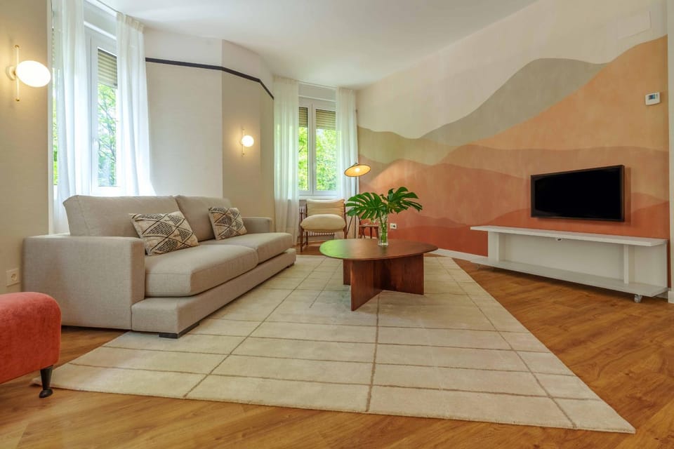 TV and multimedia, Living room, air conditioner