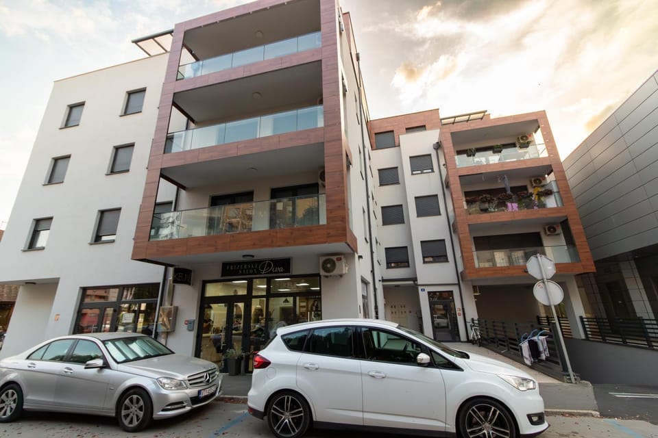 Property building, Parking