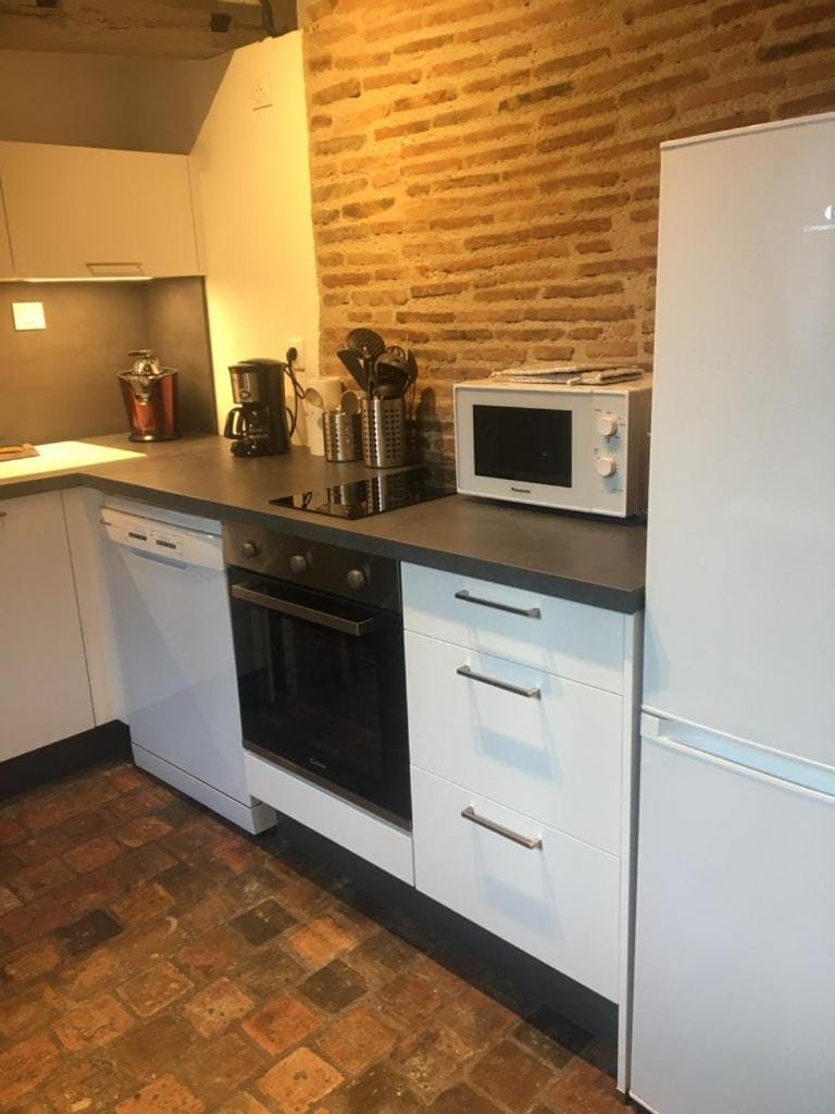 Studio atypique Apartment in Pays de la Loire