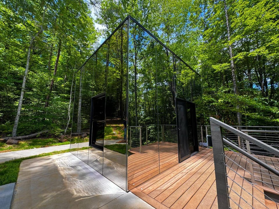 Property building, Natural landscape, acessibility