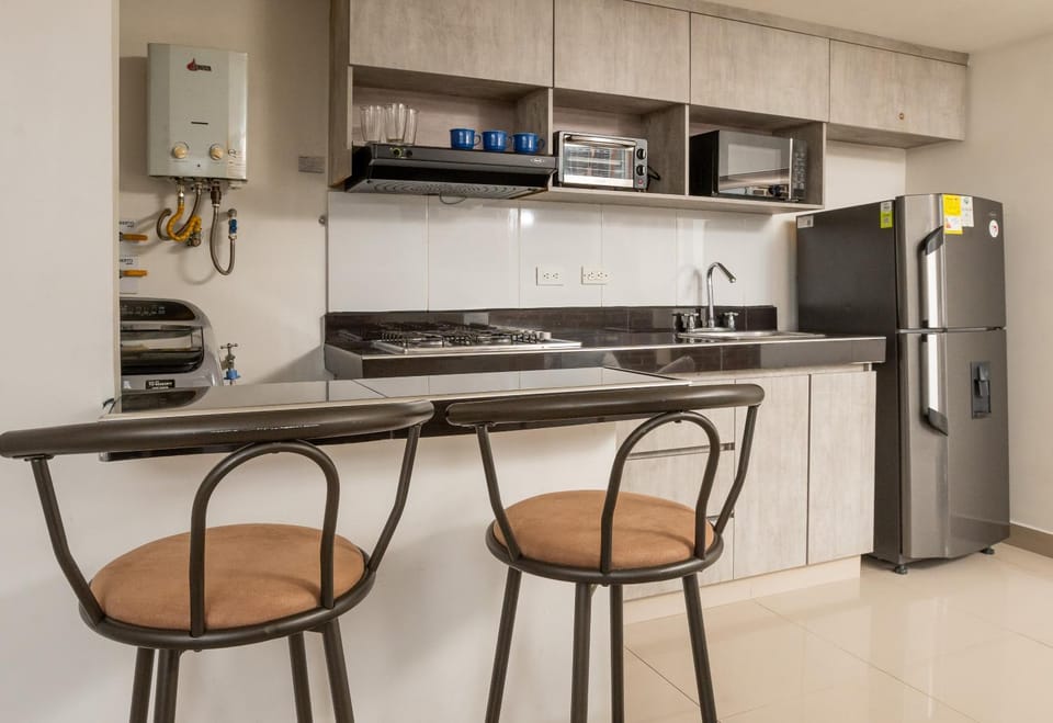 Kitchen or kitchenette, Dining area, dishwasher