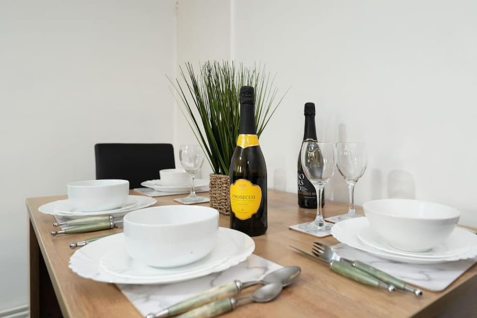 Dining area, Alcoholic drinks
