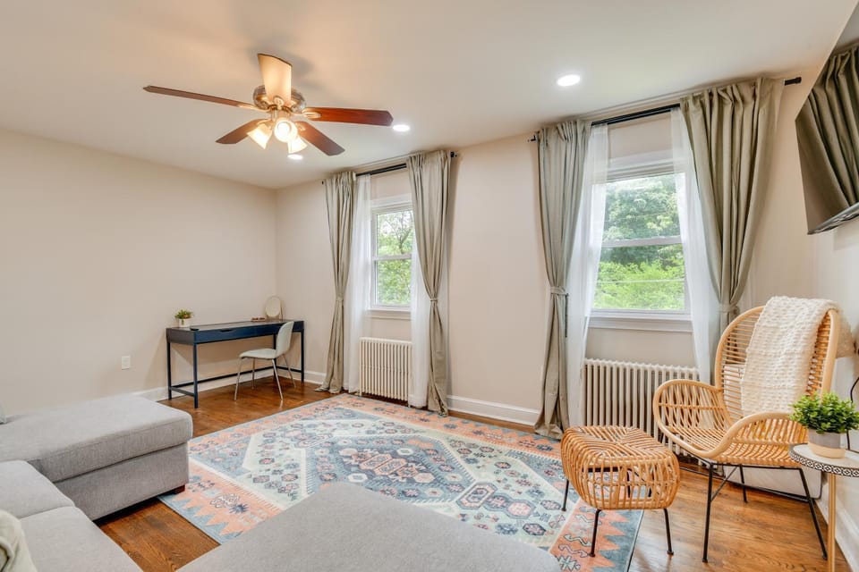 Takoma Park Apartment: Trail Access, 8 Mi to DC! Apartment in Takoma Park