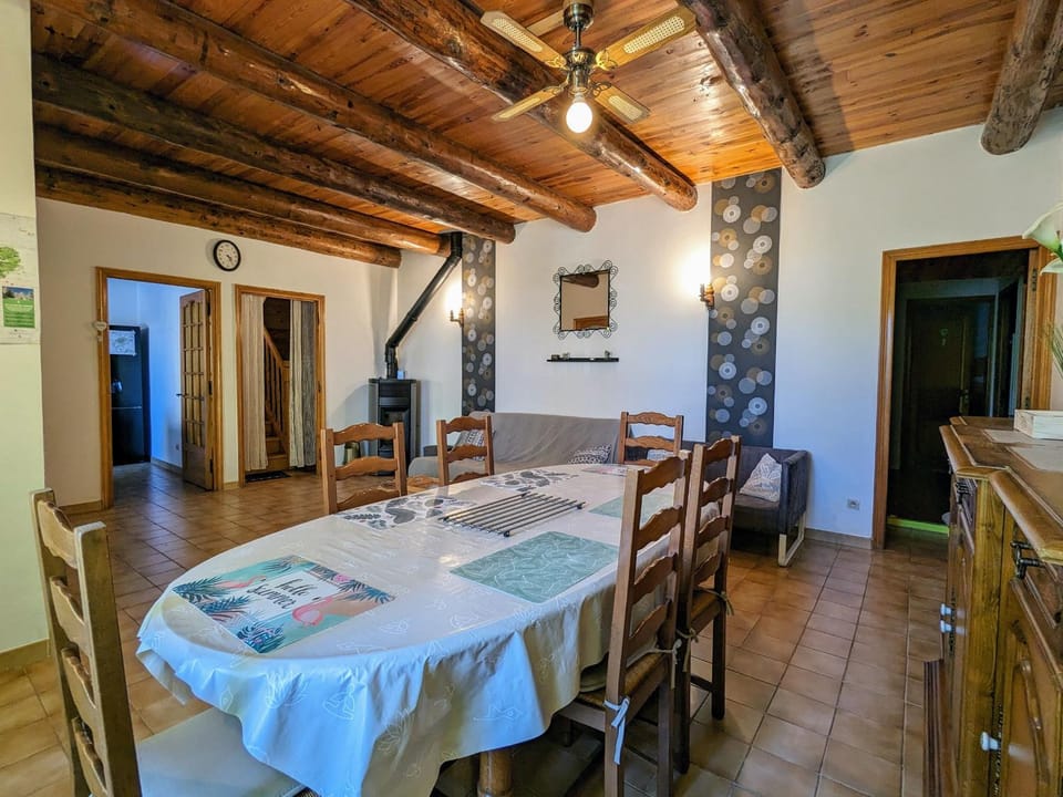 Gîte familial avec jardin, près du Puy-en-Velay et station de ski des Estables - FR-1-582-475 House in Auvergne-Rhône-Alpes