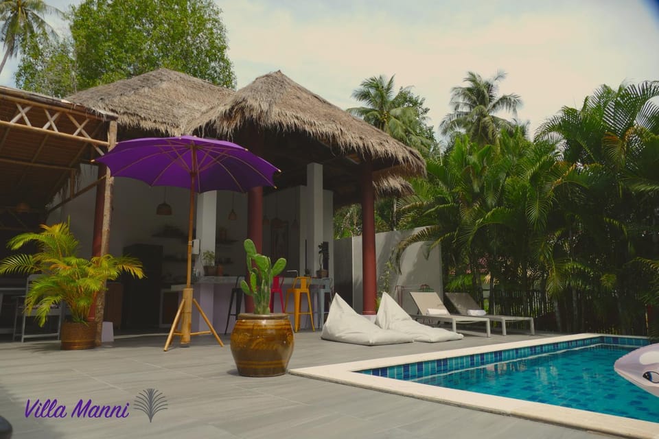 Pool view, kitchen