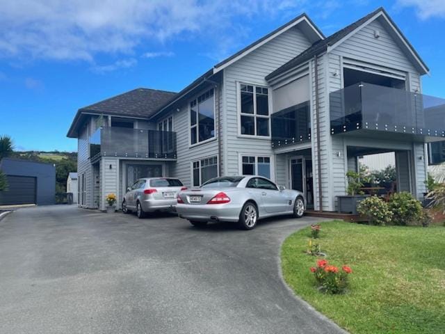 Lang's Beach Luxury Apartment Bed and Breakfast in Auckland Region