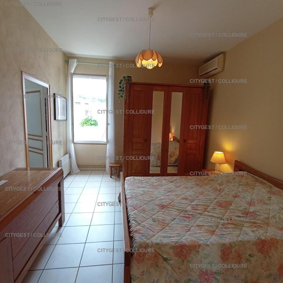 Bed, Photo of the whole room, Bedroom, wardrobe, air conditioner