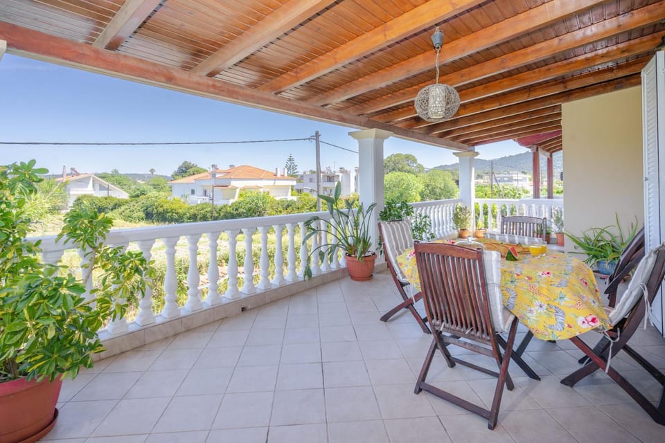 Day, View (from property/room), Balcony/Terrace, Dining area